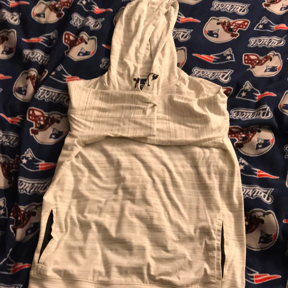 American Eagle Active Flex Hoodie